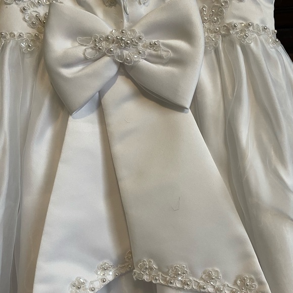 American Princess White Flower Embroider - Picture 6 of 8